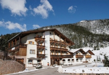 Alpine Hotel Touring