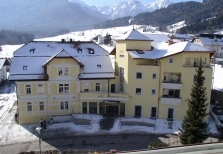HOTEL KRONPLATZ