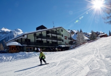 Hotel Alaska