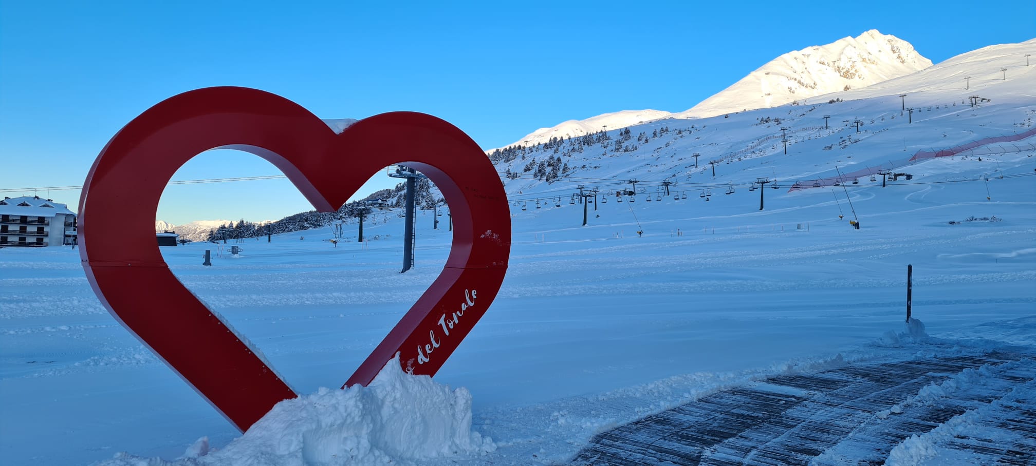 Zasněžené Tonale Zasněžené Tonale