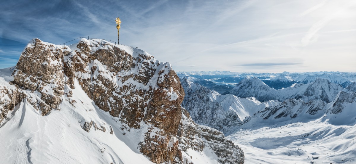 Vrchol nejvyšší německé hory Zugspitze Vrchol nejvyšší německé hory Zugspitze