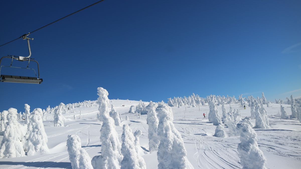 Rekordy českých sjezdovek drží i Lysá hora v Krkonoších Rekordy českých sjezdovek drží i Lysá hora v Krkonoších